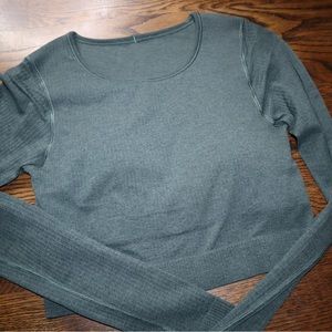 Lululemon ebb to street ribbed long sleeve size 8